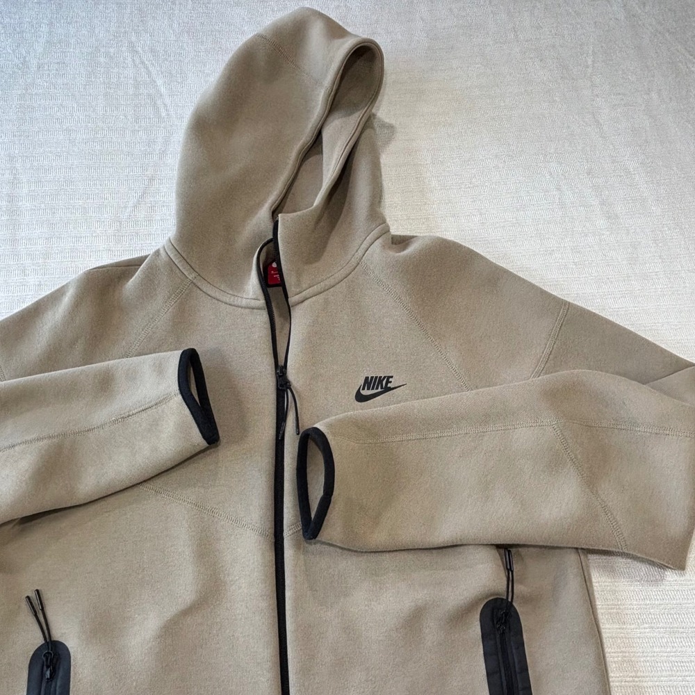 Nike Sportswear Tech Fleece Full-Zip Hoodie Khaki FB7921-247 Mens Medium